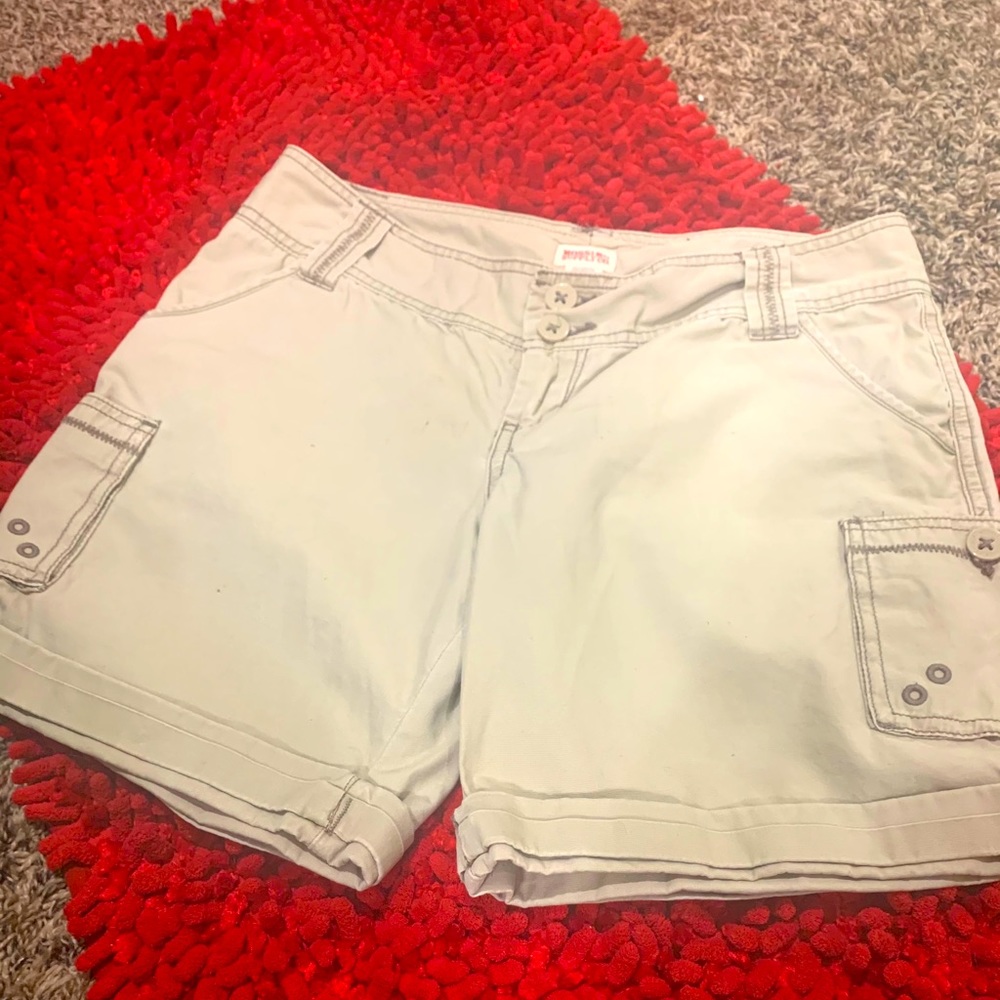 MOSSIMO cuff shorts!